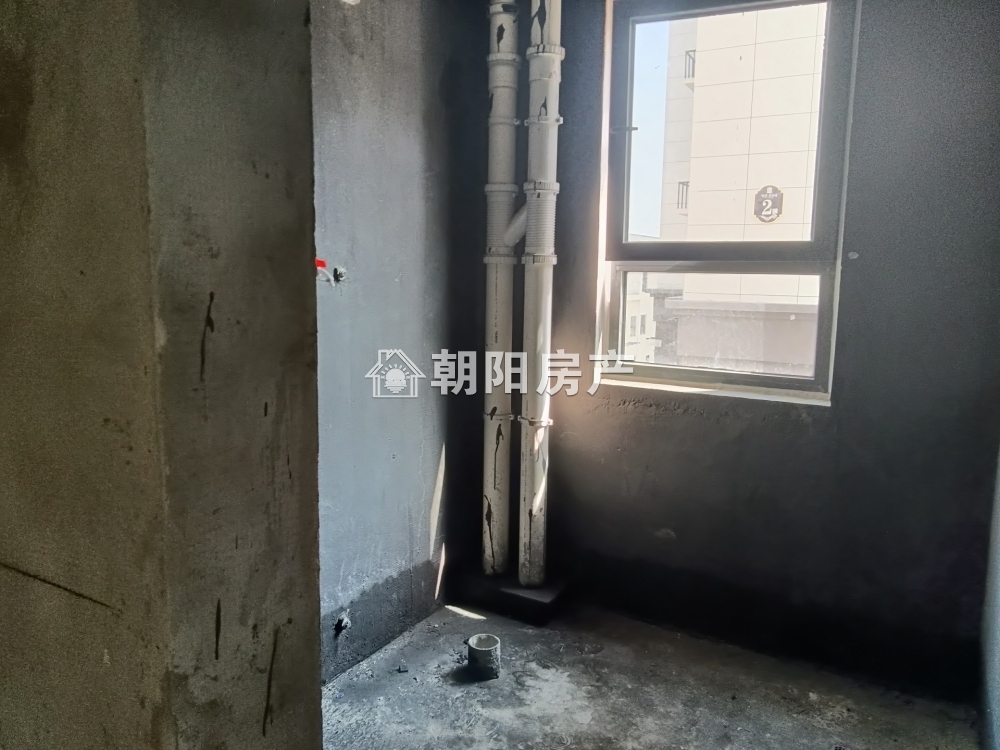 循理新嘉园 114平 南向三室 满两年 交通便利