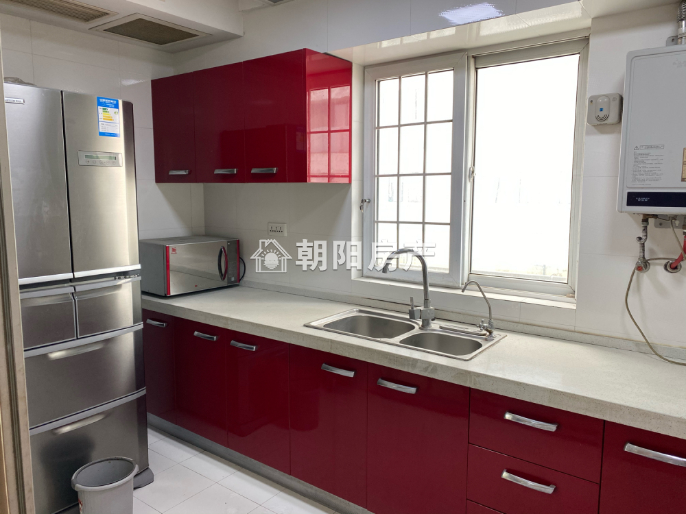 龙湖路一号 97平 东向精装两居 学区房 满两年