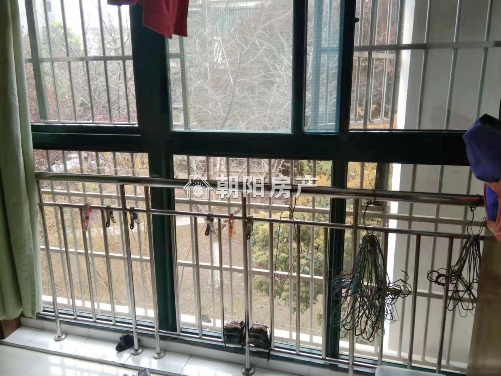 惠利学府春天 124平 南向三居 学区房 交通便利 随时看房