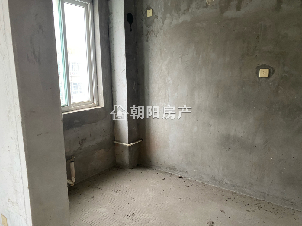 前锋新村 196平 南向大三居 学区房 交通便利 采光好