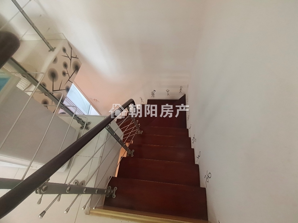 心享世城 135平 南向精装三居 单价2000元 交通便利