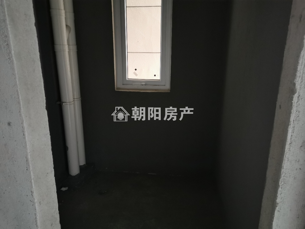 网云小镇二期 126平 南向四室两厅 学区房 毛坯