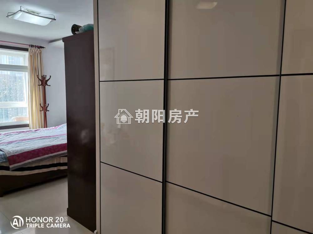 惠利翰林华府 141平 南向精装三居 满两年 随时看房