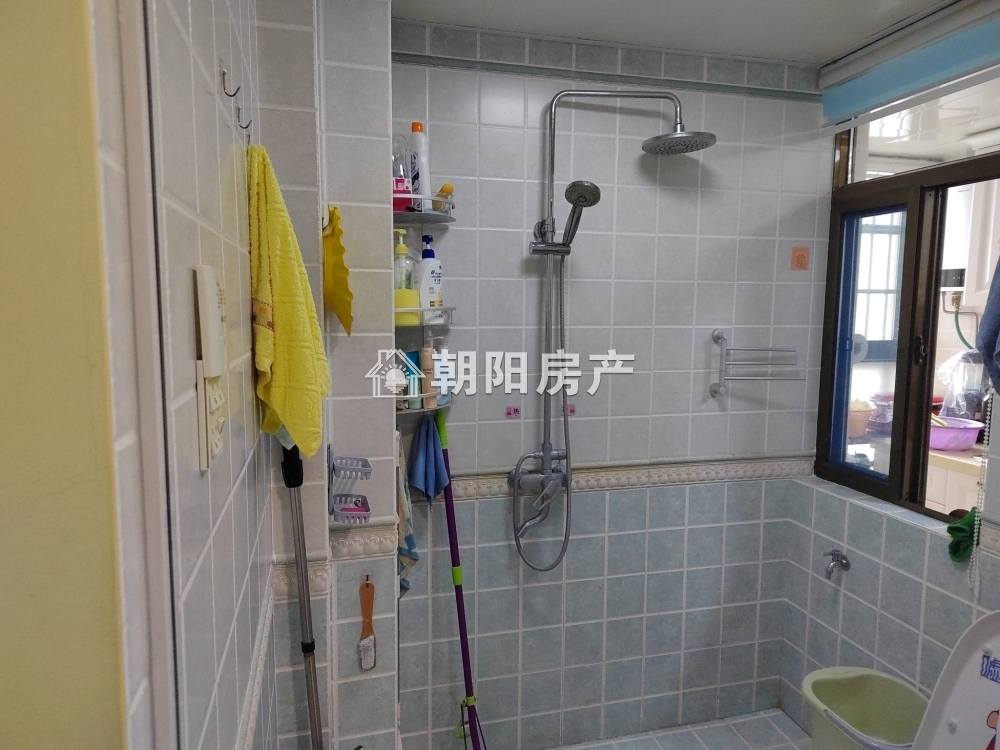 湖滨公园城 90平 南向两室精装 学区房交通便利