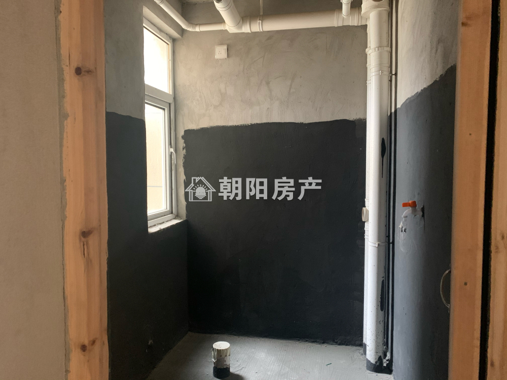 香樟苑五期 81平 朝南两室 单价2202元 交通便利