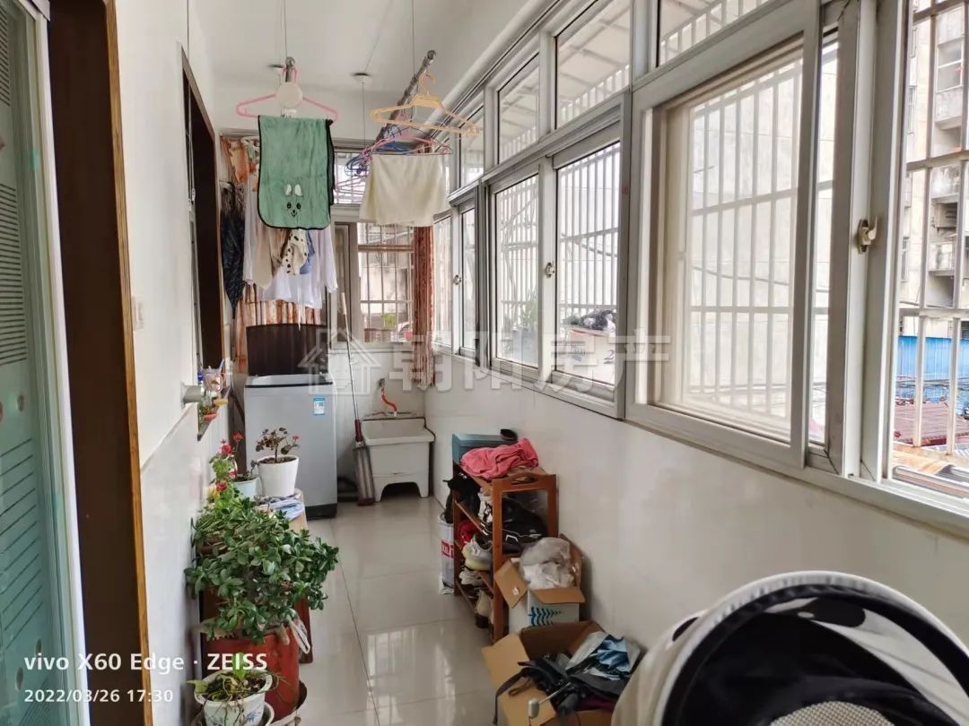老公安局家属楼 121平 南向精装三室 满五唯一 学区配套全