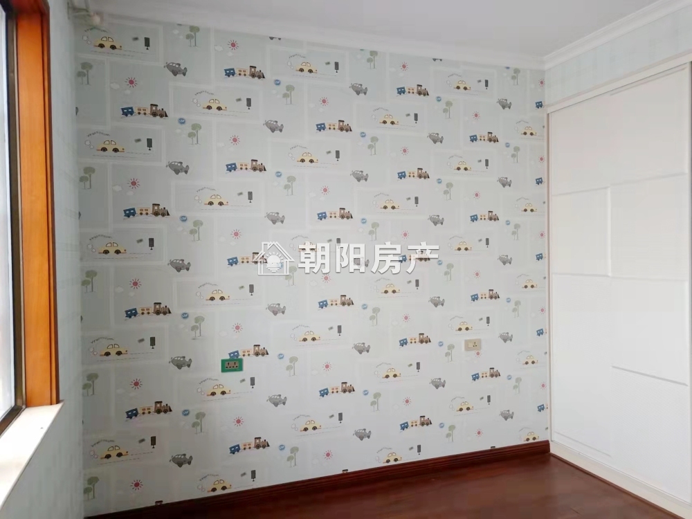 云景豪庭 134平 朝南精装三室 学区房 交通便利