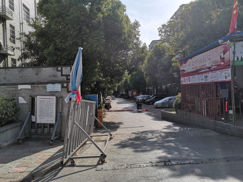 卧龙山庄西区精装2室2厅采光极好交通便利_12