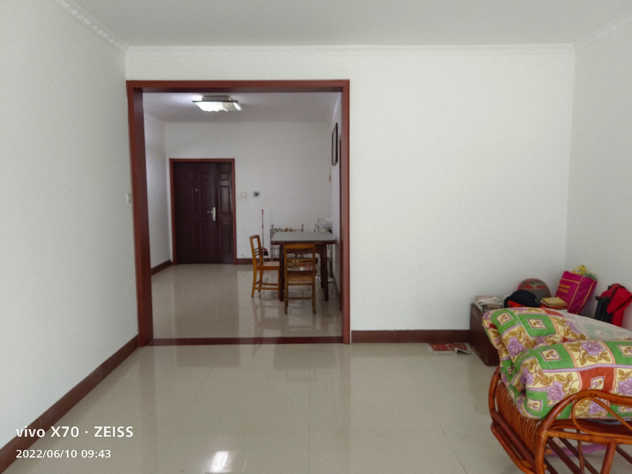 奥林花园精装大两居 户型周正_2