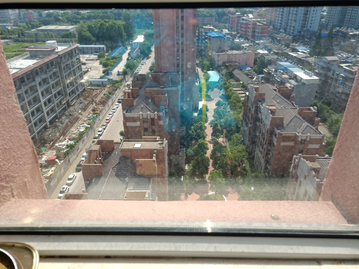汇金广场1室1厅精装出租_7