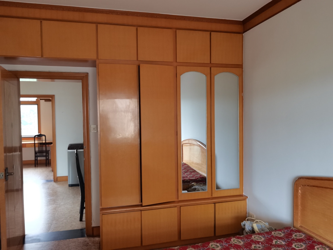公交家属大院（人民医院西院）2室精装出租_4