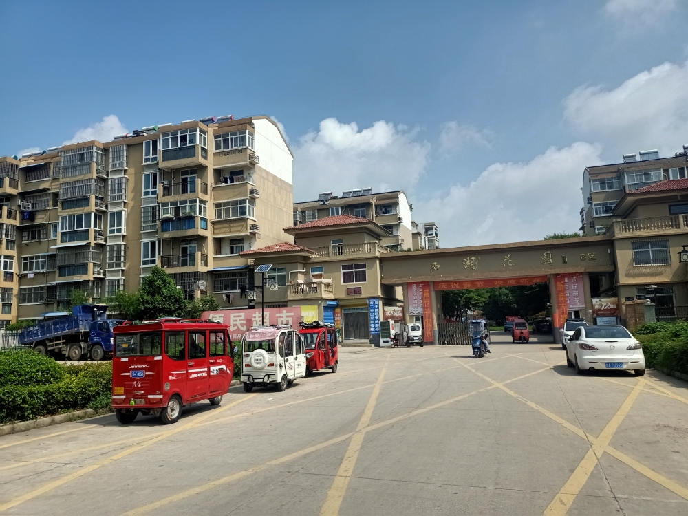 西湖花园B区  中等装修 3室2厅 100平方_18