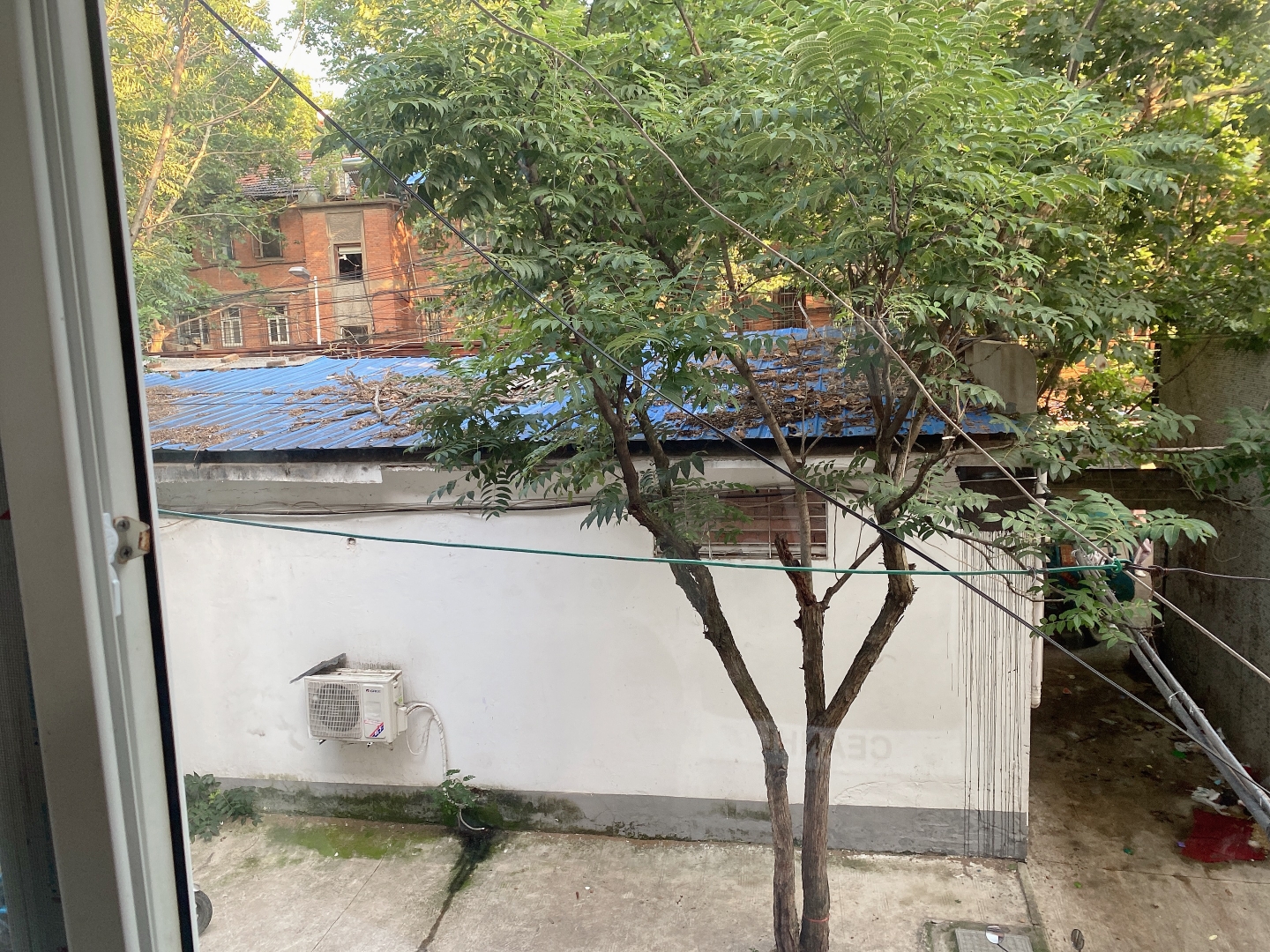 龙泉街道基建村多层二楼精装两室好房急售！老证零公摊！_11
