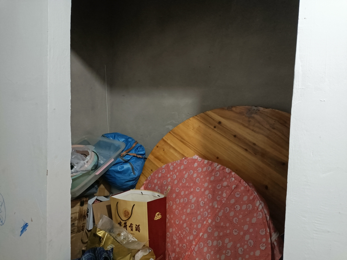 西湖小区简单装修116平方三室两厅看房方便_8