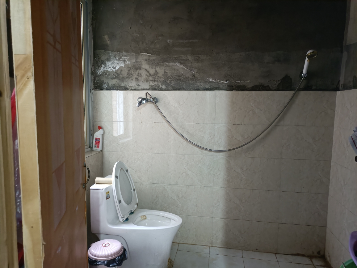 西湖小区简单装修116平方三室两厅看房方便_7