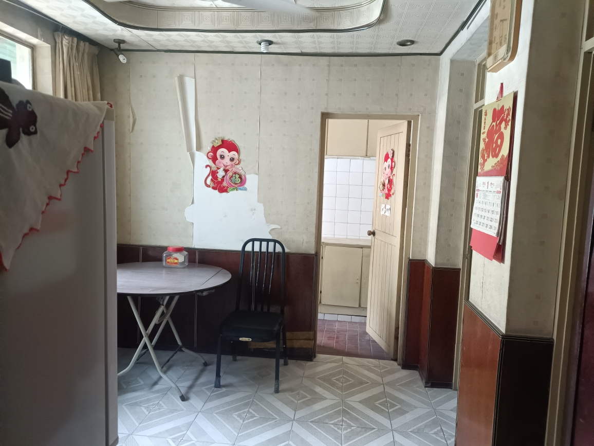 洞泉小区 58平 朝南两室一厅 简装 700元月租 独家房源_2