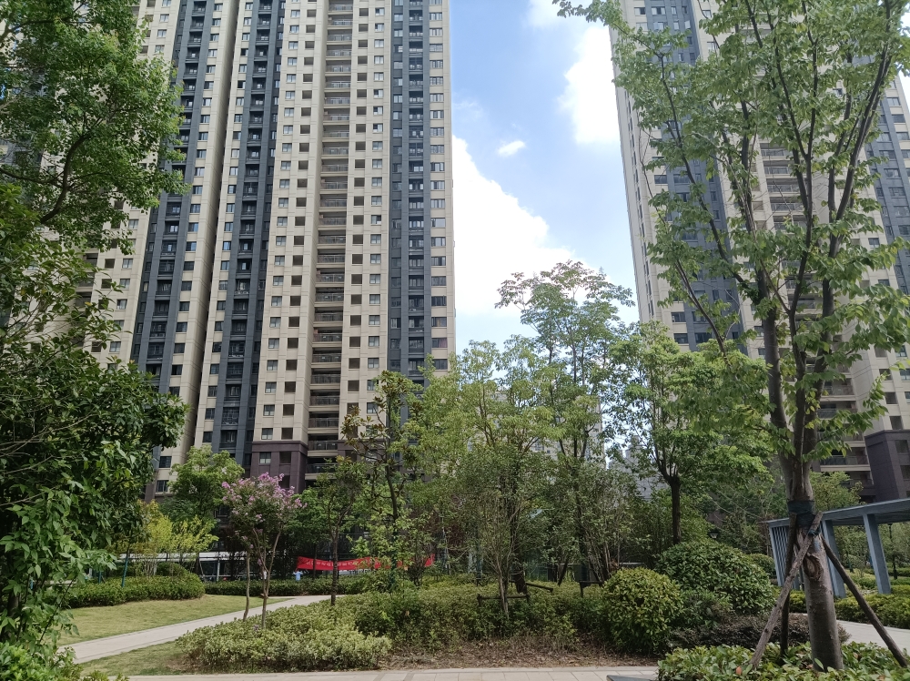 万茂华府 106平 南向三室一卫 满两年 交通便利 学区房_13