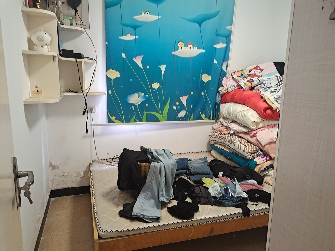 舜耕园一期一楼三室两厅带院子，带车库出售_6