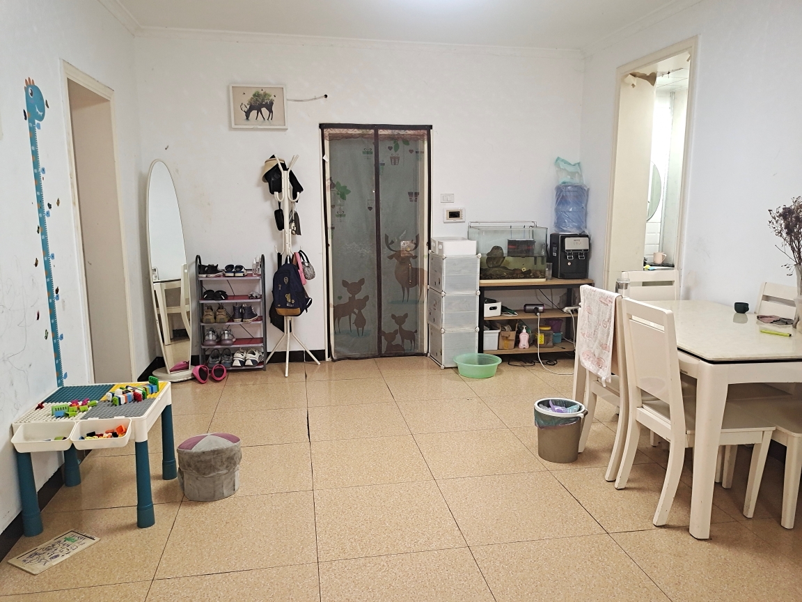 舜耕园一期一楼三室两厅带院子，带车库出售_3
