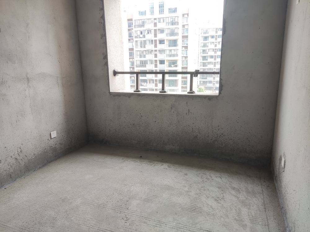 瑞沃中和一品三室两厅毛坯 可更名_4
