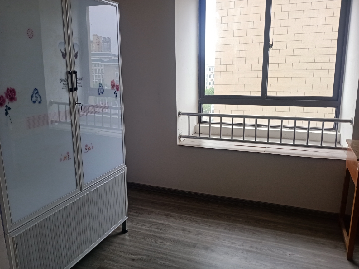 顺境天成三期睿园122平方3室简装三小学区出租_6