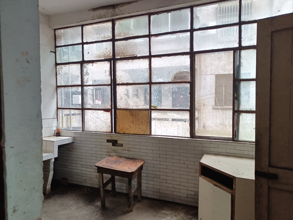 老城区北街税务巷简单装修出租。_6