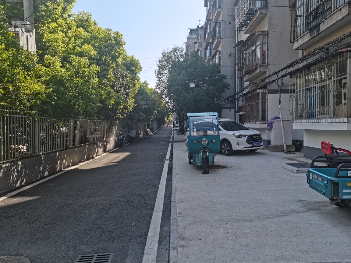 钟山西村 精装三室两厅 吉房出售_13