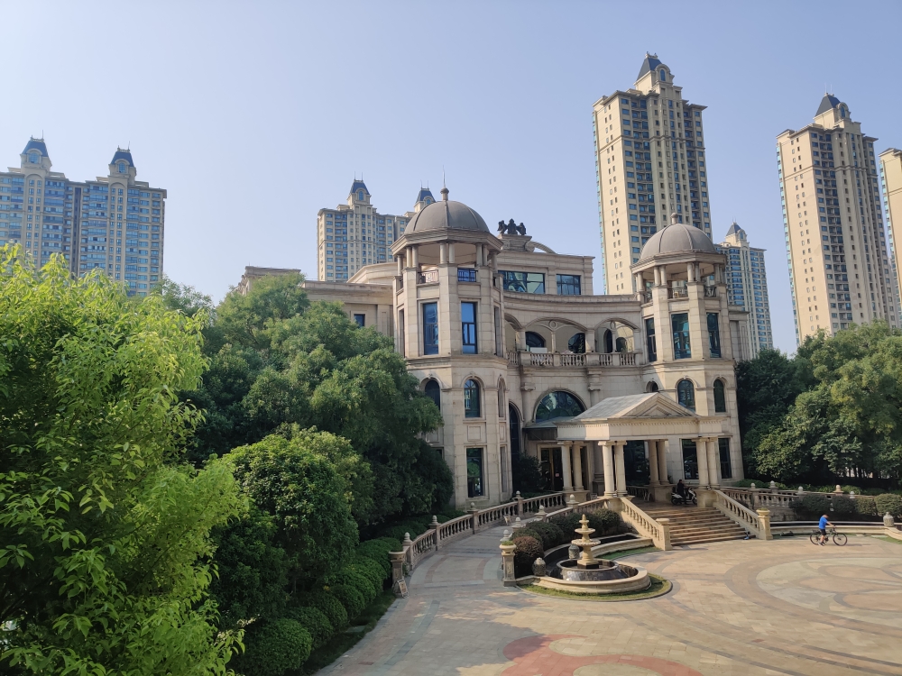 恒大绿洲三室两厅吉房出售_10