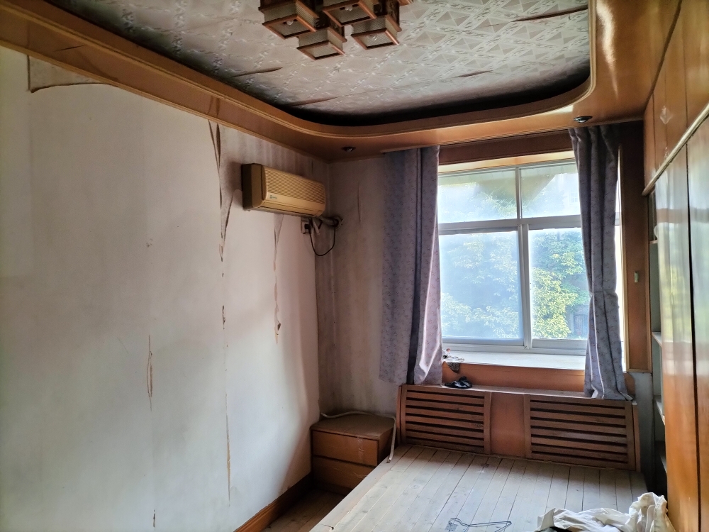 江陈小区 68平 南向三室一卫 19小学区房 成熟配套_4
