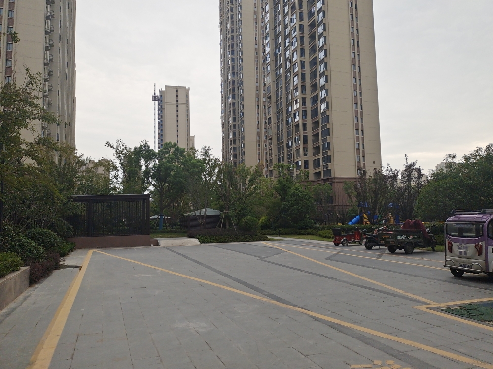 世茂公园城市现房四室两厅两卫_14