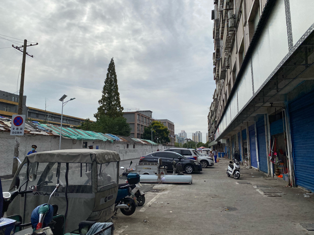朝阳菜市 38平 临街旺铺 南向简装 低楼层_4
