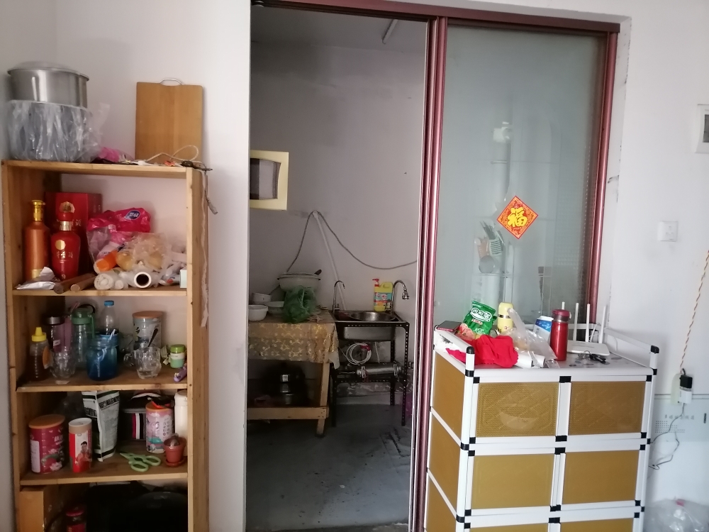 城南新区，玫瑰公馆寿县三中学区房91平方，三室两厅简单装修_6