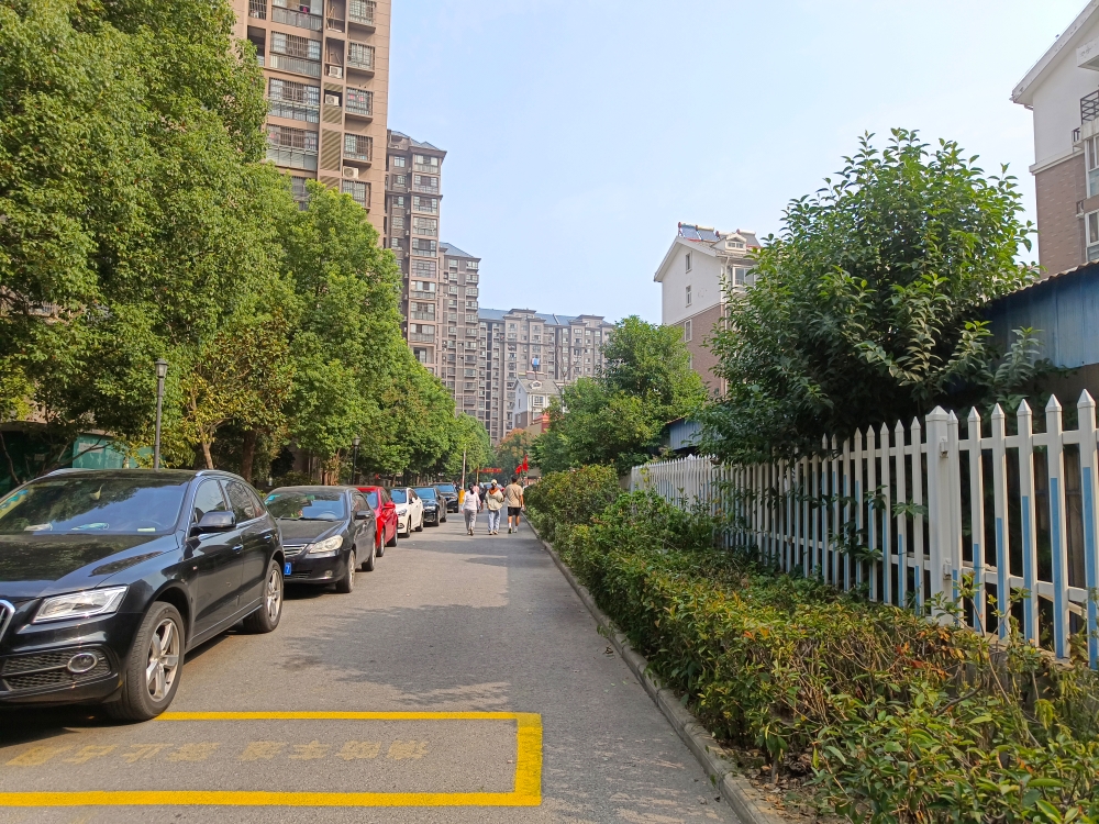 城南新区宾阳豪庭110平方3室2厅1卫毛坯_9