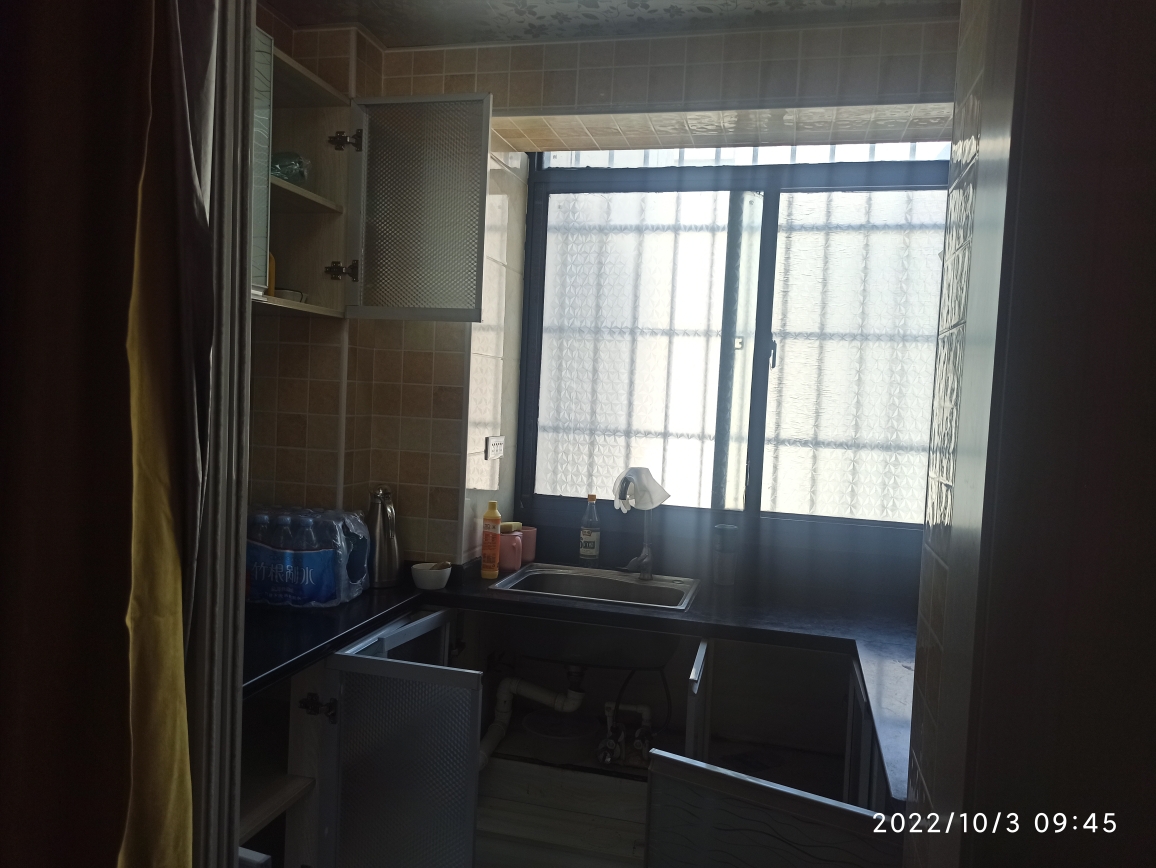龙湖中心精装修拎包入住交通便利_9
