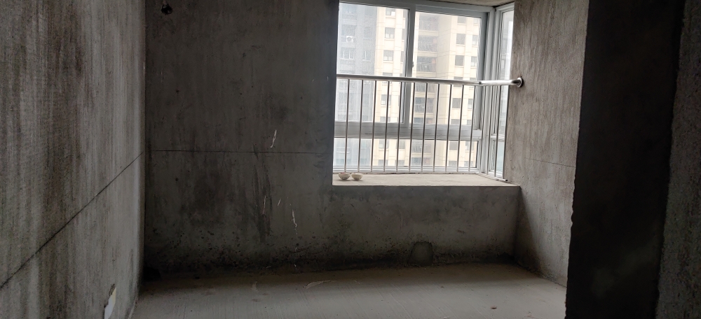 淮师附小，实验中学学区房，万茂华府，经典边户，三室两厅两卫，毛坯房，采光好，视野好，业主诚心出售_6