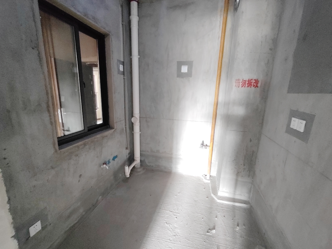 世贸公园城3室2厅毛坯好房出售_7