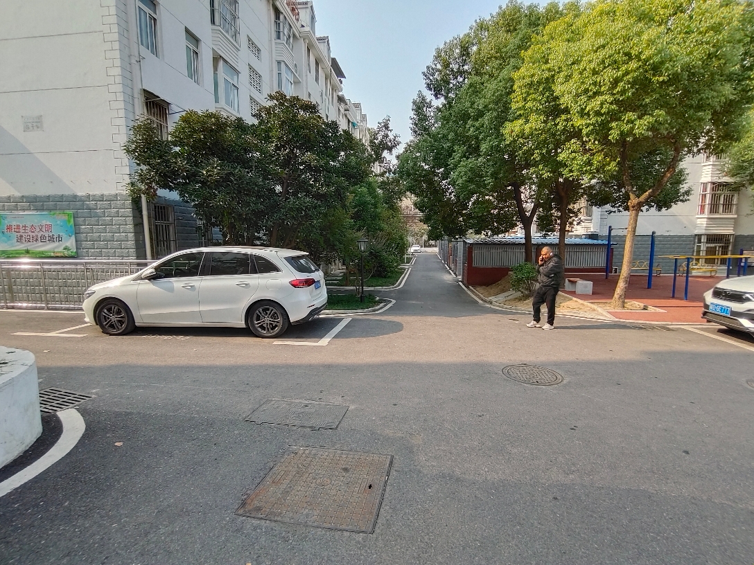 出售紫金华庭137平方三室二厅精装二层地势好环境好_13