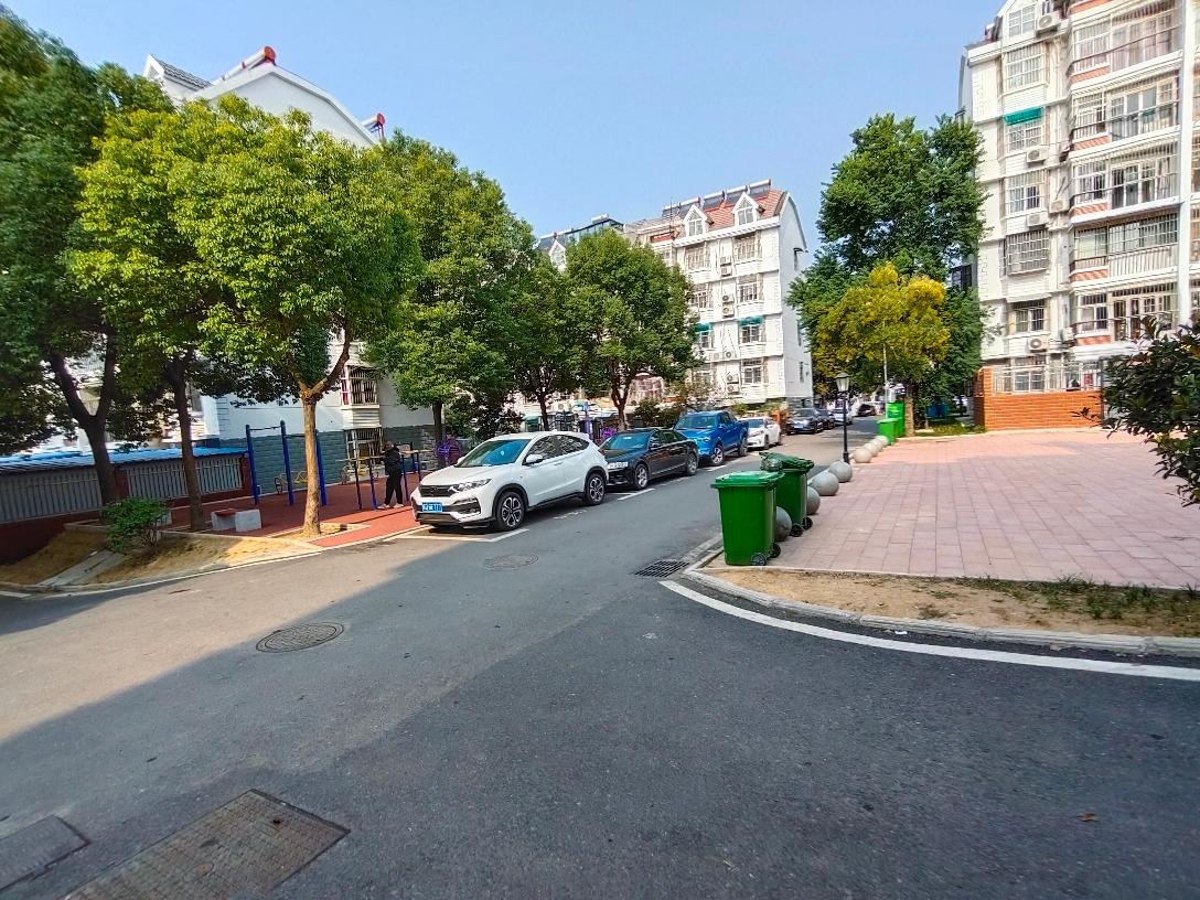 出售紫金华庭137平方三室二厅精装二层地势好环境好_15