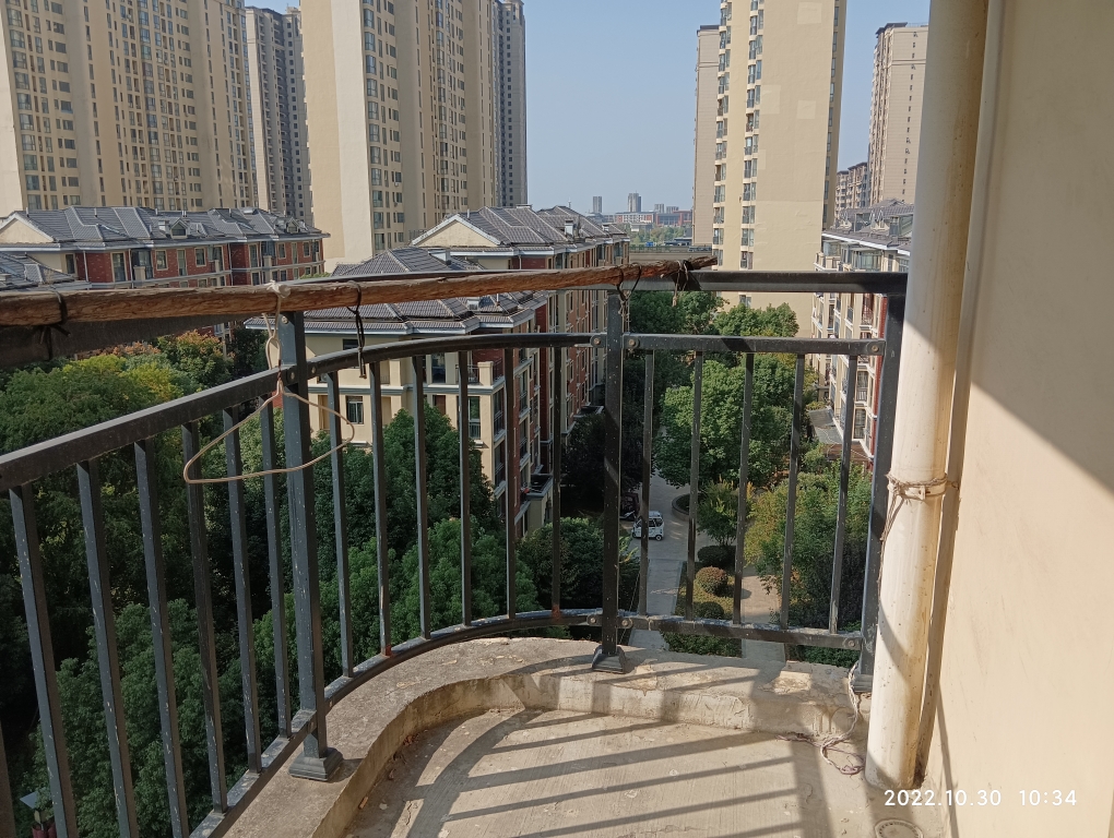 西湖春天边户三室两厅简装有钥匙看房方便_8