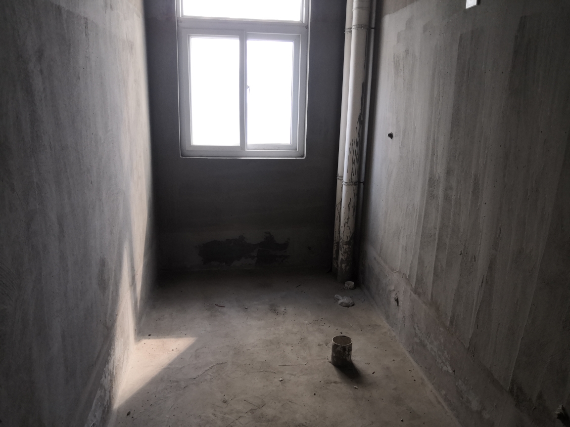 玺园3室2厅毛坯吉房出售_9