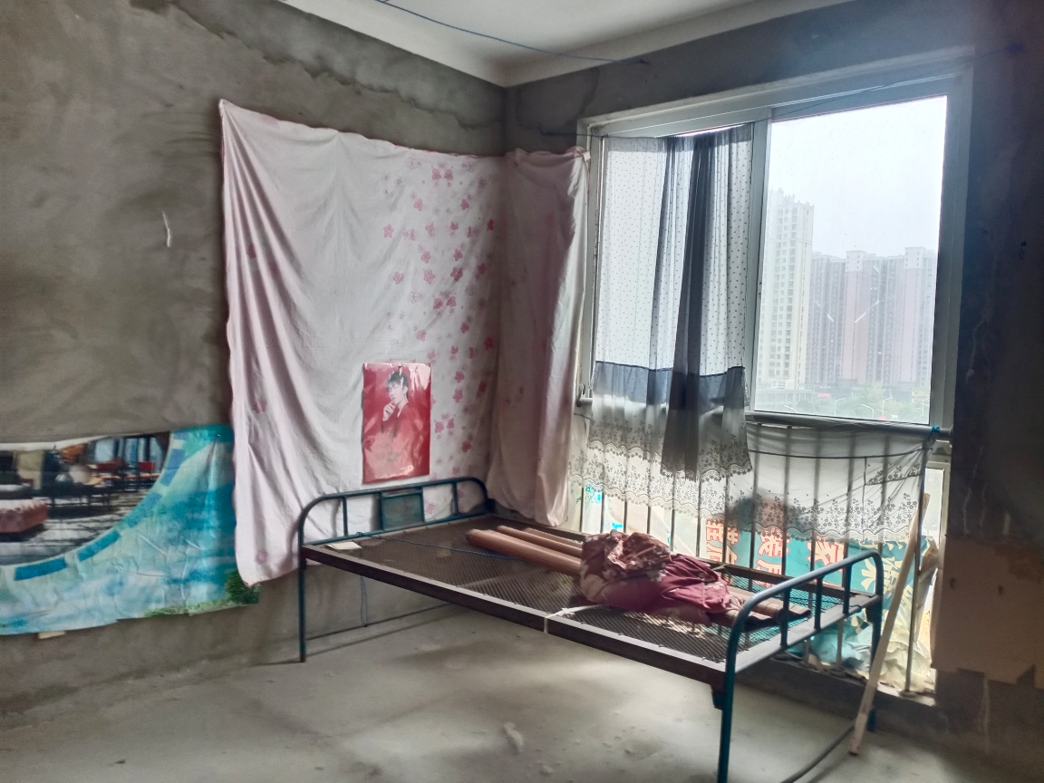 新城区同鑫第一城2室2厅 简装89平方_2