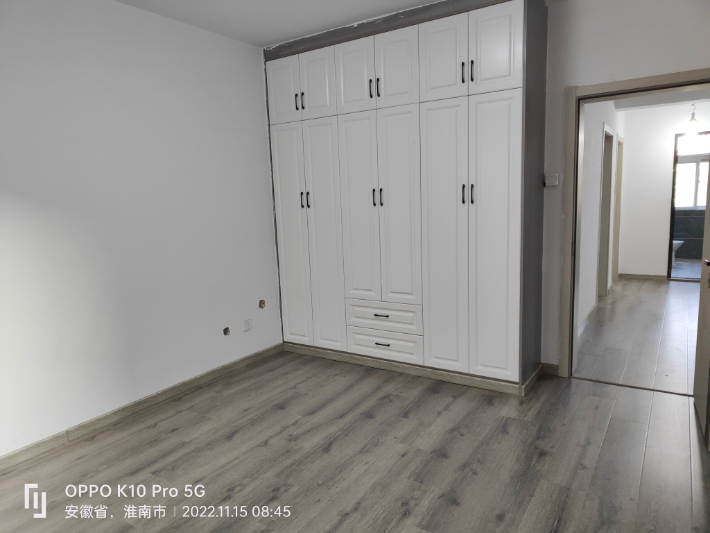 香樟园5期，精装修拎包入住。_3