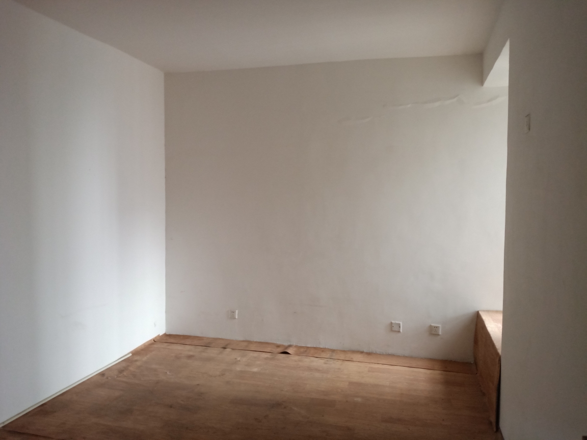 华城国际小区 108平 南向三室 简装 配套齐全_9