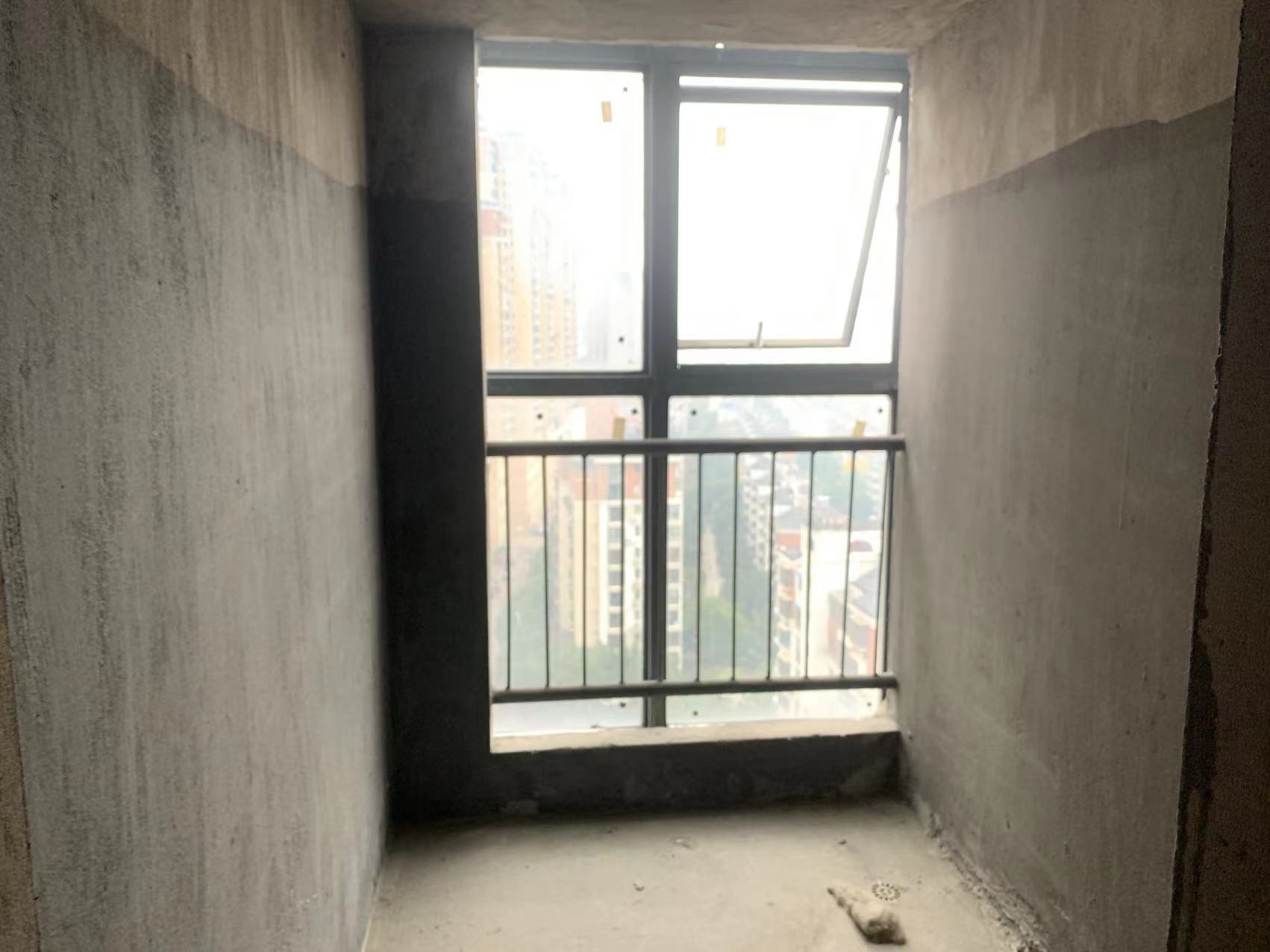 中环国际广场荣府 57平 南向一室一厅 随时看房 毛坯_9