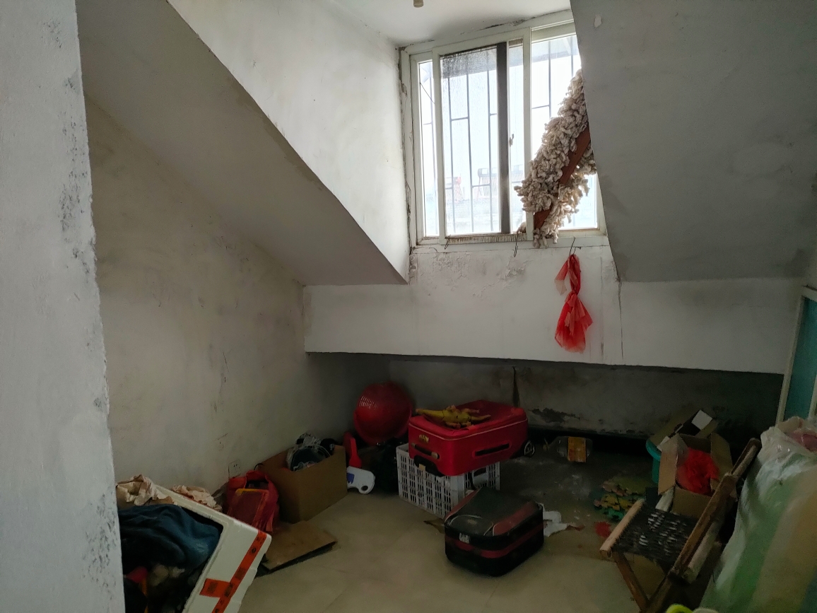 金桥小区6送7出售_13