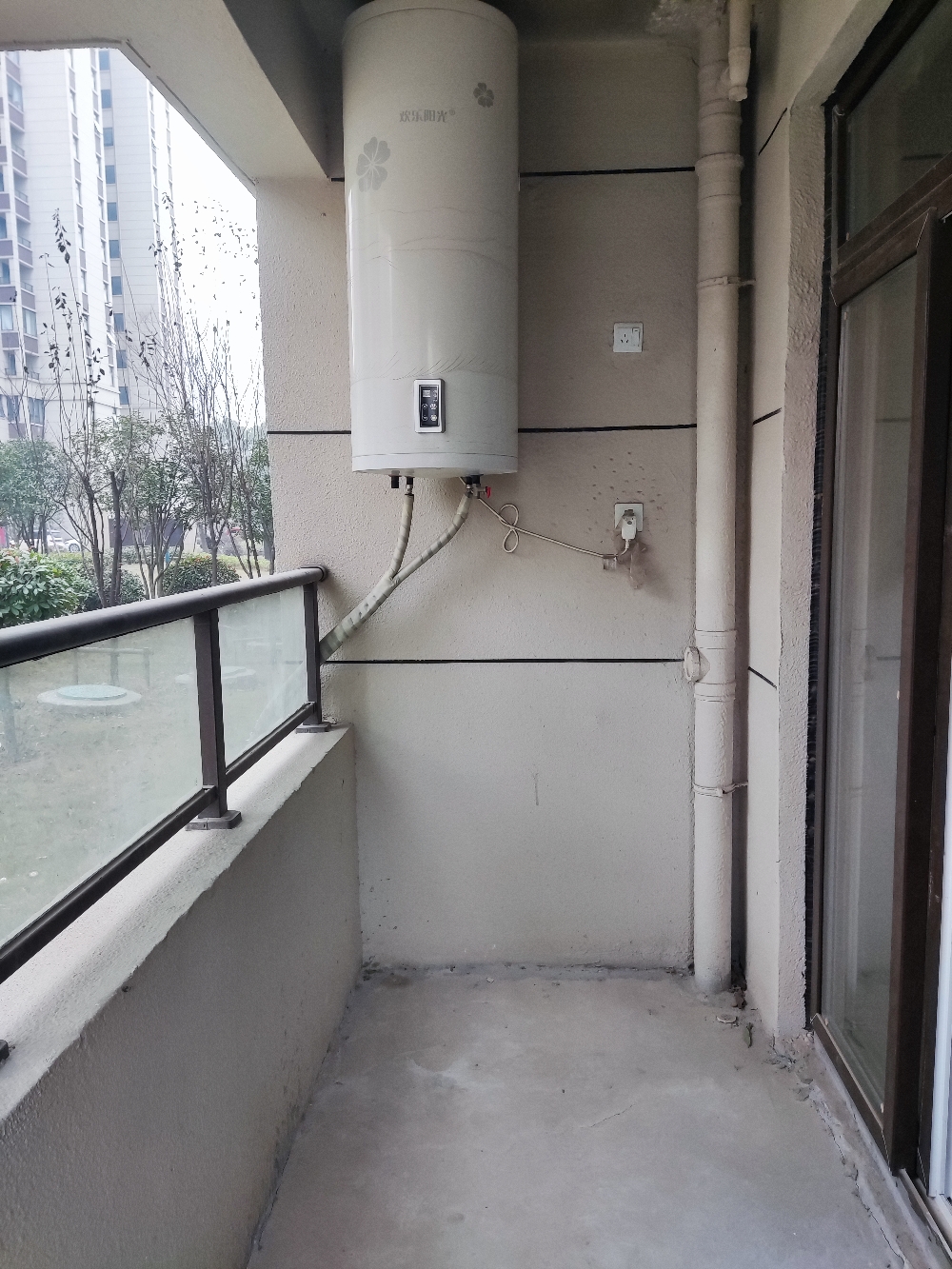 皖州金悦99平方3室毛坯二小学区房出售_8