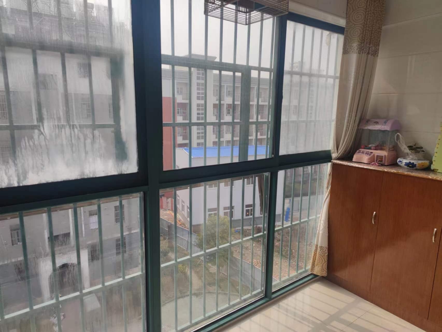 出租卧龙山庄精装二室二厅配套齐全随时看房_6