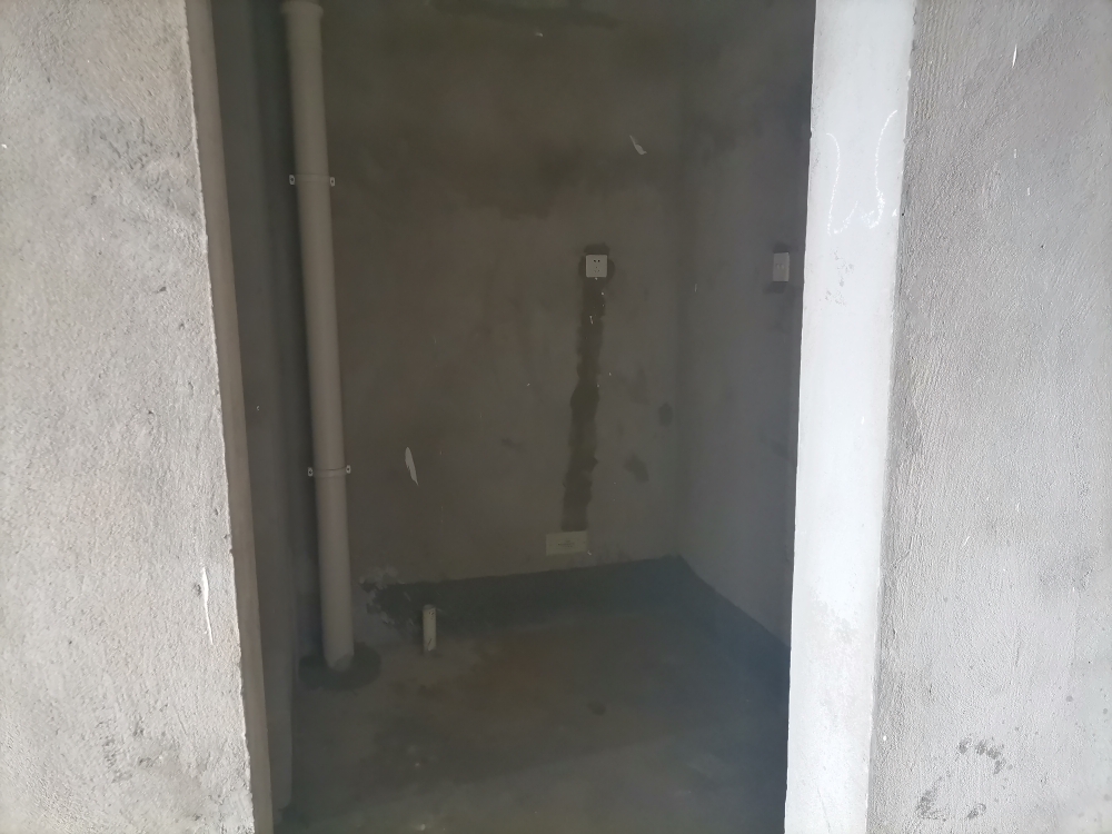 满两年 愿意出中介费 看房方便 家住边上_7