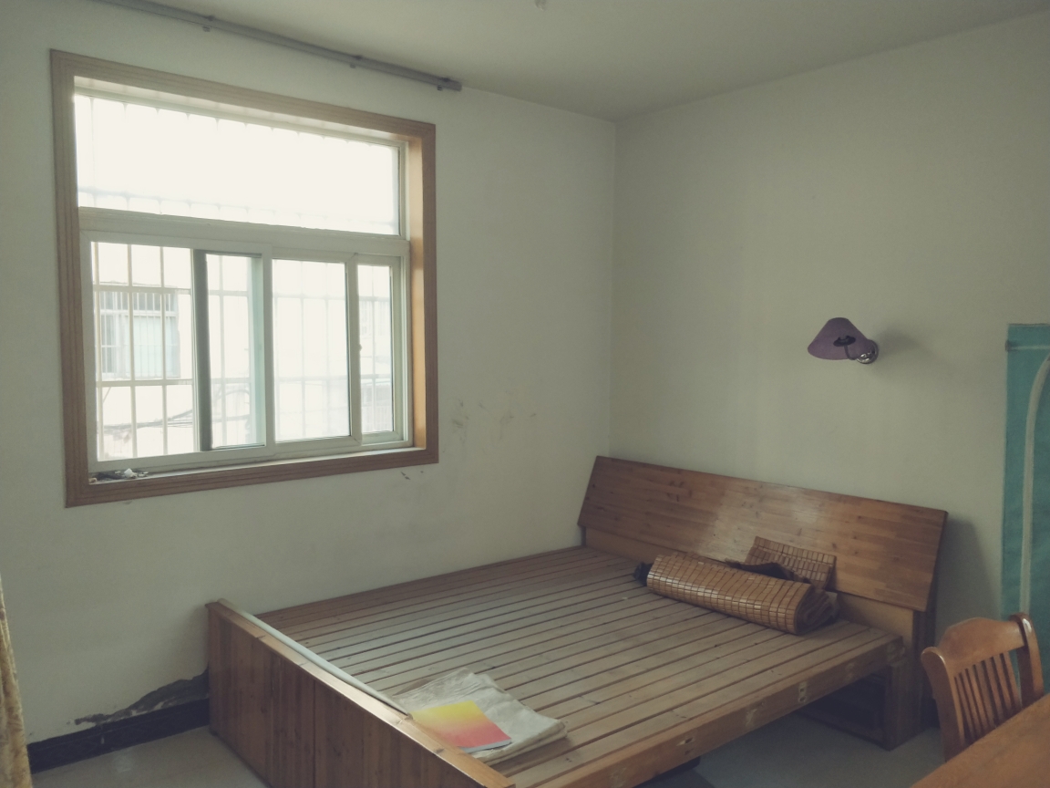 东风小区三室两厅简装出售_11