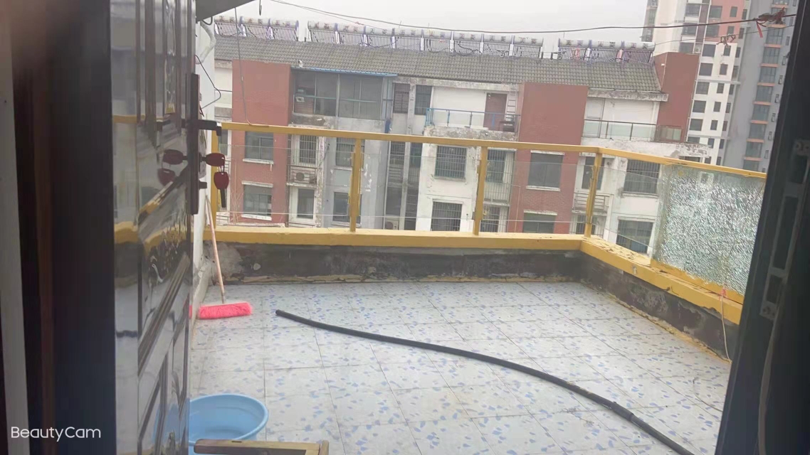 机西小区 精装修 拎包入住 诚心出售_8